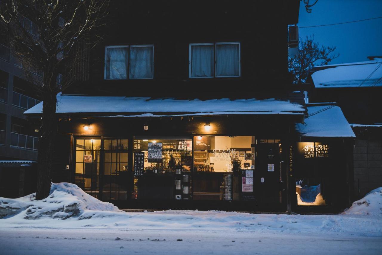 Otaru Tap Room & Hostel Esterno foto